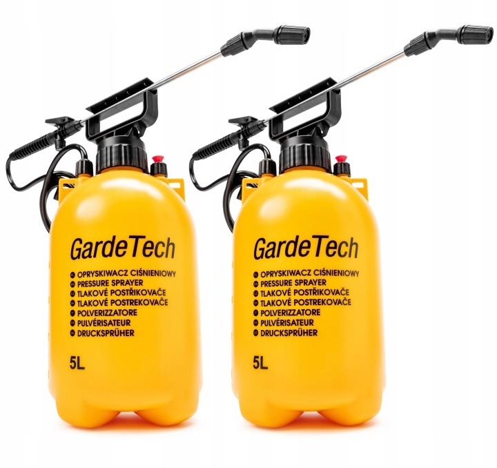 Sada 2× ručný tlakový postrekovač GardeTech 5 l s tryskou, hadicou a ramenným popruhom